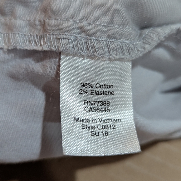 J. Crew Women's Tan Khaki Bermuda Shorts Size 6 EUC - Picture 8 of 10